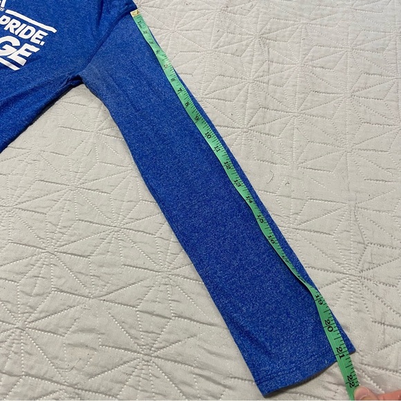 Toronto Maple Leafs Blue Long Sleeve Shirt - Picture 11 of 11